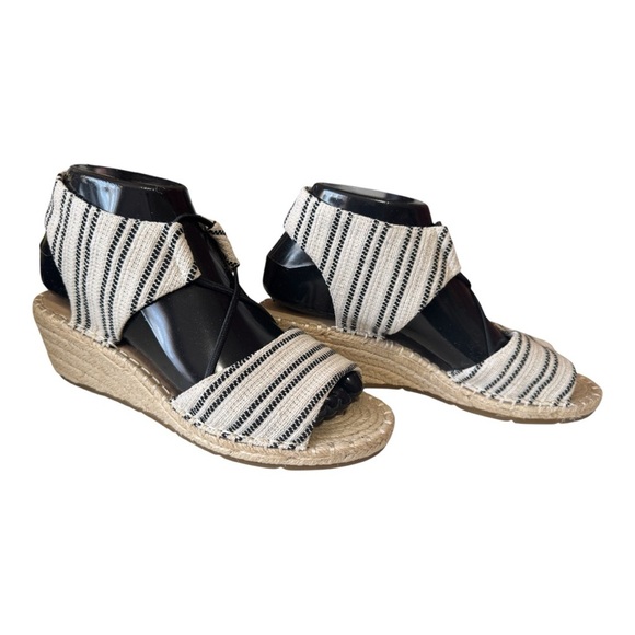 EILEEN FISHER Agnes Espadrille Wedge Sandals
Women’s 7.5 NWOT - Picture 3 of 10